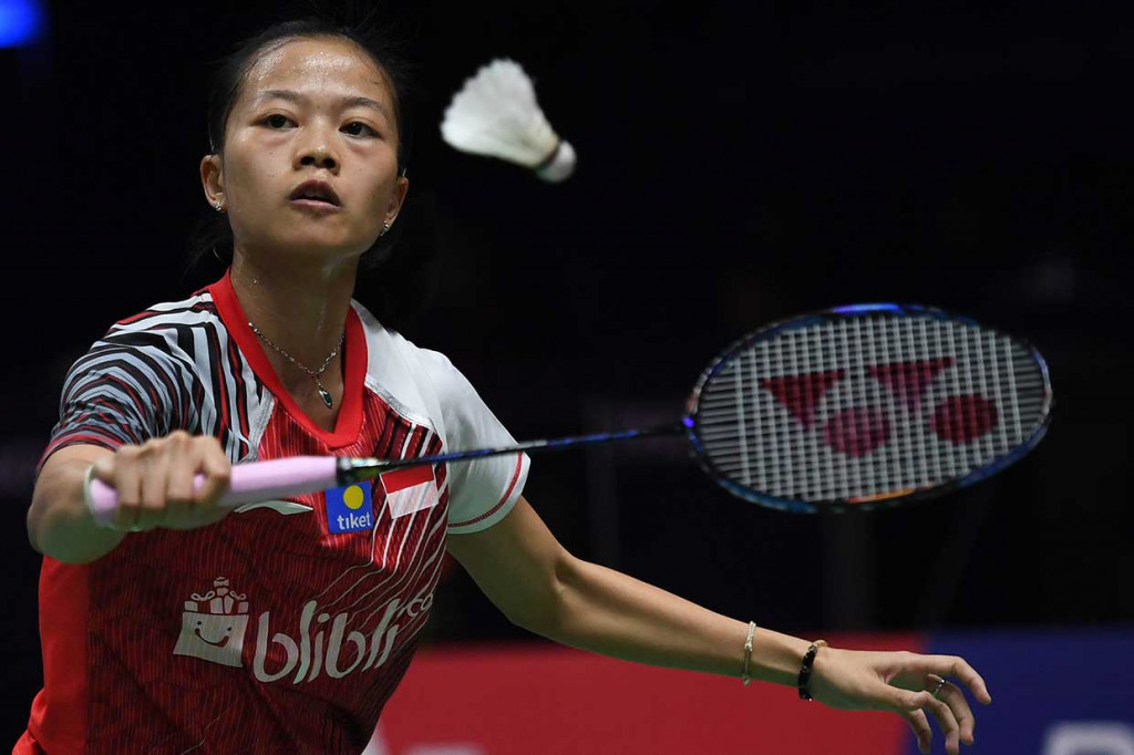 Indonesia sempat ketinggalan pada partai pertama ketika tunggal putri Fitriani dikalahkan Soniia Cheah 21-10 17-21, 14-21.