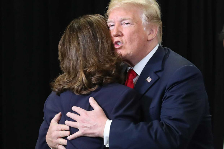 Haspel menjadi wanita pertama yang menjadi Direktur CIA menggantikan Mike Pompeo yang diangkat menjadi Menlu AS. 