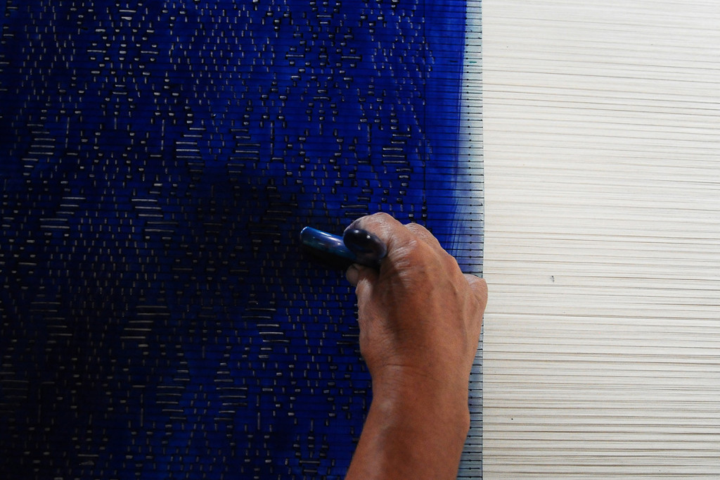 Berbagai motif dihasilkan dari perajin tenun ikat Troso seperti motif Sutra, Rangrang, Rajut, Endek, Skaf dan motif Kalimantan. 
