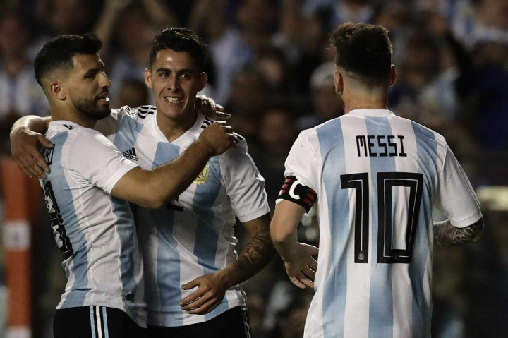 Sergio Aguero melengkapi kemenangan timnya menjadi 4-0 tiga menit kemudian.