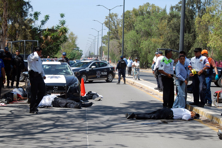 Diketahui keenam polisi tersebut tengah melakukan pemeriksaan rutin ketika mereka ditembak. Penembakan itu terjadi pada Jumat (1/6) siang hari waktu setempat.