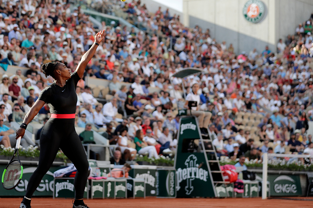 Serena menang dua set langsung atas Goerges di babak ketiga. AFP/THOMAS SAMSON
