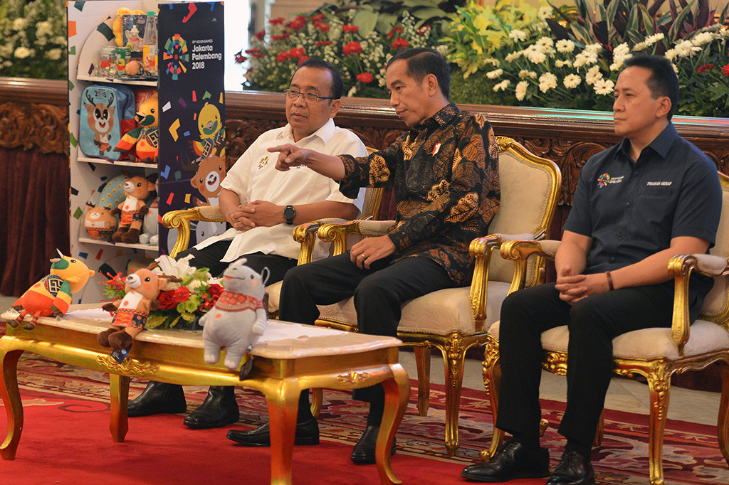 Presiden mengumpulkan sejumlah atlet, musisi, artis, dan vlogger untuk ikut mempromosikan Asian Games yang akan berlangsung mulai 18 Agustus mendatang. 