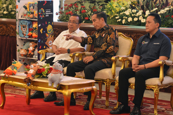 Presiden mengumpulkan sejumlah atlet, musisi, artis, dan vlogger untuk ikut mempromosikan Asian Games yang akan berlangsung mulai 18 Agustus mendatang. 