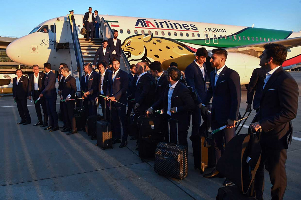 Iran akan bermarkas di Pemusatan Latihan Lokomotiv Bakovka di wilayah moskow. Ini akan menjadi penampilan kelima mereka di putaran final. Iran menghuni Grup B bersama mantan juara dunia Spanyol, juara Eropa Portugal, dan Maroko.