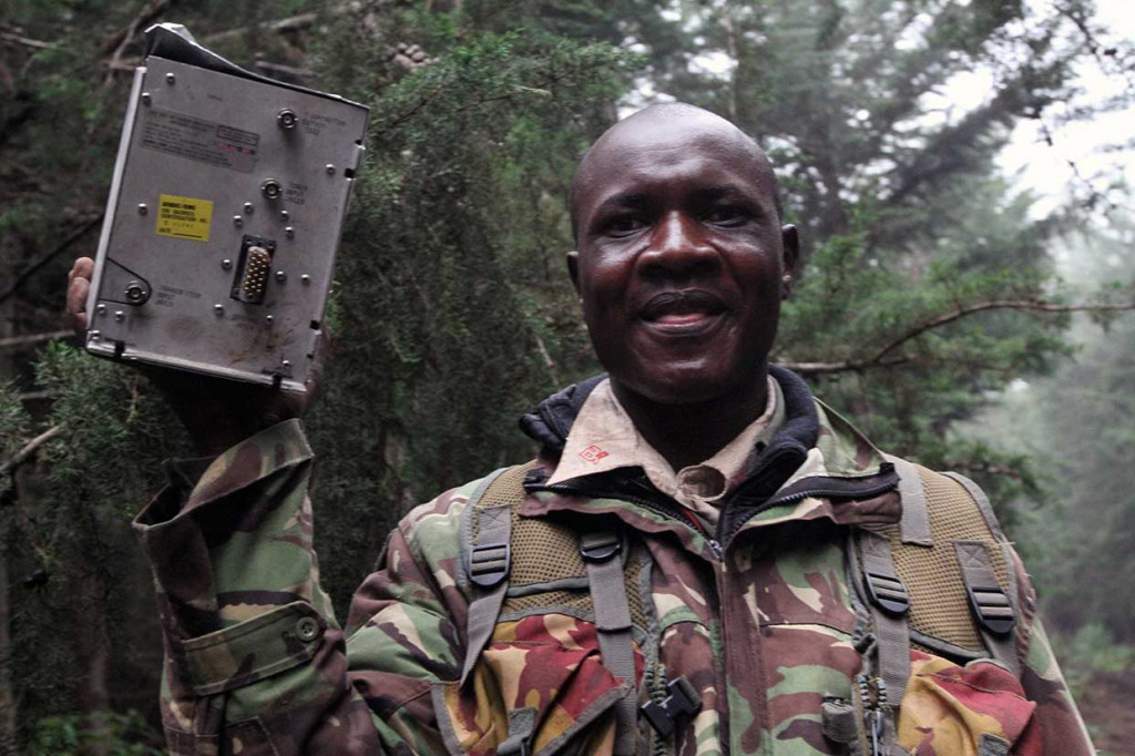 Petugas telah menemukan kotak hitam (blackbox) pesawat nahas yang menabrak gunung Aberdares.