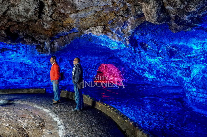 Objek wisata Goa Lawa Purbalingga (Golaga) kini tampil lebih menarik. Perubahan dilakukan sejak dari pintu masuk objek wisata yang ada di Desa Siwarak, Kecamatan Karangreja, hingga dalam goa.
