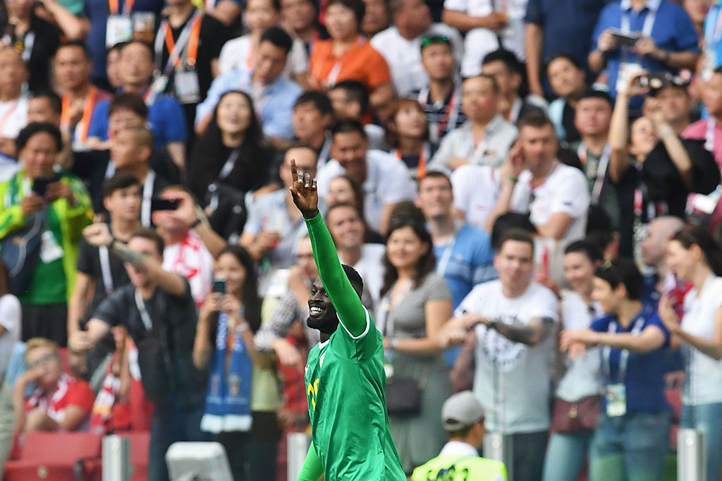Mbaye Niang menggandakan keunggulan di menit ke-60. Afp Photo/Francisco Leong
