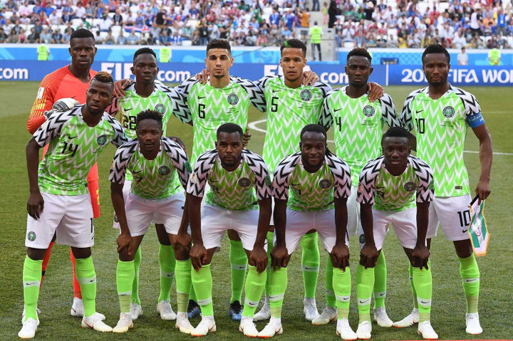 Nigeria sejak awal pertandingan memasang Onyinye Wilfred Ndidi, Kelechi Iheanacho, Ahmed Musa, John Obi Mikel, dan Victor Moses, sebagai pemain inti.