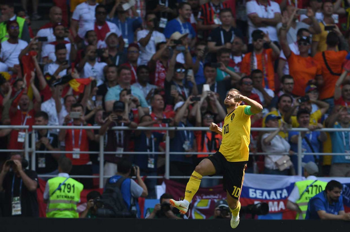 Hazard melakukan selebrasi usai mencetak gol pembuka bagi Belgia.