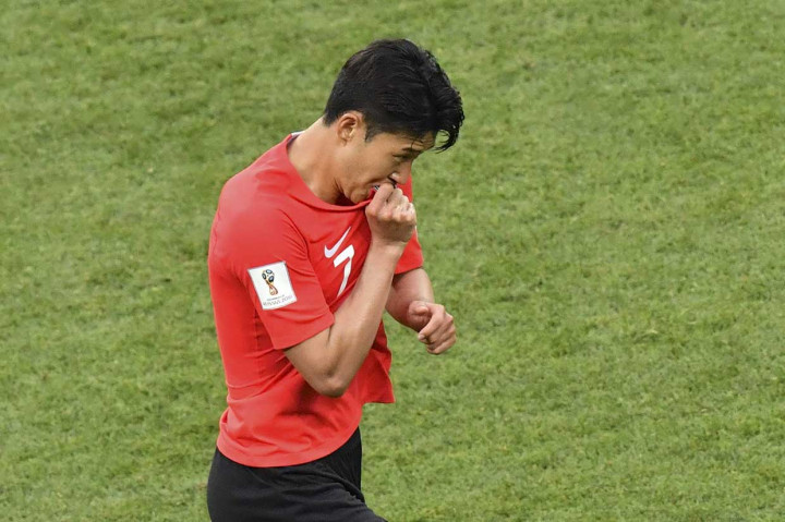 Son Heung-min meluapkan kegembiraannya usai menjebol gawang Meksiko.