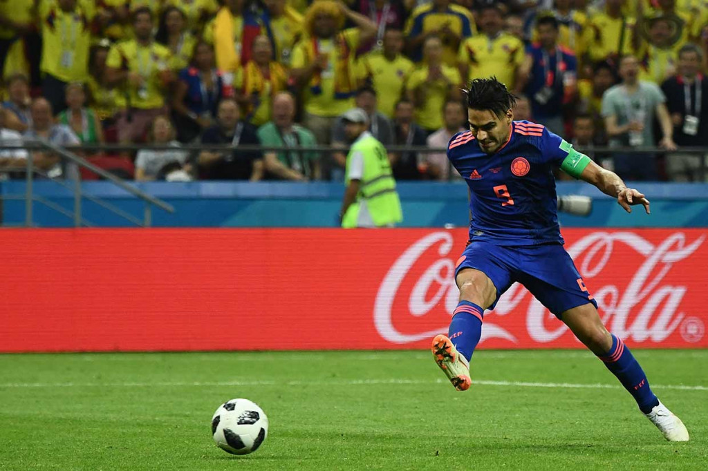 Kolombia menggandakan keunggulan lewat kapten Radamel Falcao saat laga memasuki menit ke-70. Sepakan mendatarnya gagal diantisipasi kiper Polandia Wojciech Szczesny.