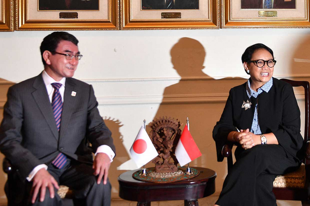 Kedua Menlu juga sepakat pentingnya mendorong penyelesaian perundingan Ulasan Menyeluruh Perjanjian Kemitraan Ekonomi Indonesia-Jepang (General Review Indonesia Japan Economic Partnership Agreement/GR-IJEPA) yang saling menguntungkan bagi kedua negara.