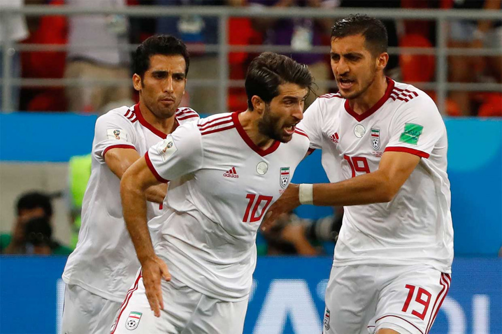 Iran akhirnya berhasil menyamakan kedudukan lewat eksekusi penalti Karim Ansari Fard di masa injury time. Hadiah penalti diberikan setelah Cedric Soares handsball di kotak terlarang.