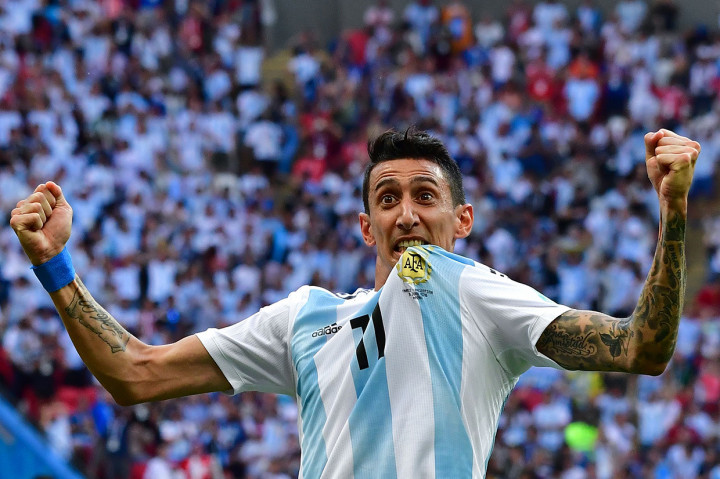 Argentina baru bisa membalas di lima menit terakhir melalui gol cantik Angel Di Maria. Afp Photo/Luis Acosta