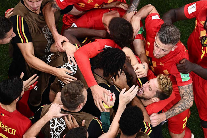 Gol Chadli disambut suka-cita para pemain Belgia.