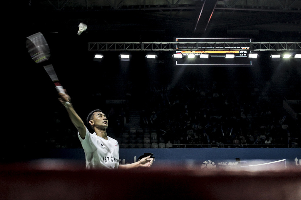 Pada pertandingan tersebut Tommy menang dengan skor 20-22, 21-10 dan 21-16.
