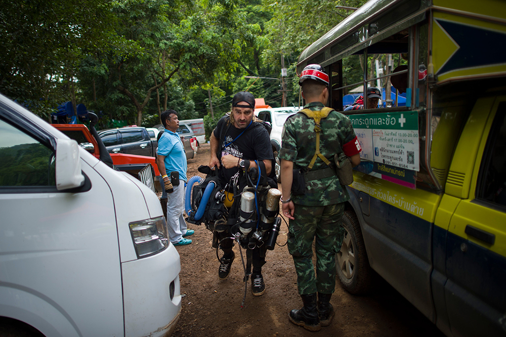 Hingga saat ini tim penyelamat masih terus dikerahkan untuk membantu proses evakuasi para korban yang terperangkap di dalam gua. Lokasi penemuan para korban yang sulit untuk dijangkau dan berbahaya menjadi salah satu fokus para penyelamat untuk mengevakuasi korban. Afp Photo/Ye Aung Thu