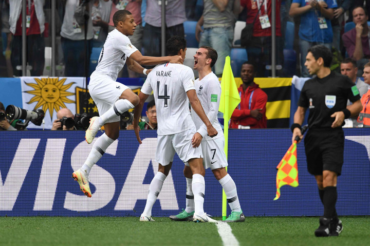 Prancis sebelumnya mengalahkan wakil dari Amerika Selatan lainnya, Uruguay, dengan skor 2-0. Les Bleus sendiri menjadi penakluk dua tim Amerika Selatan di fase gugur untuk ke semifinal.