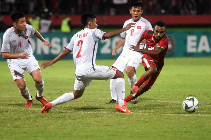 Sebelumnya, masuknya Todd Rivaldo Albert Ferre menggantikan Muhammad Luthfi Kamal di babak kedua menambah daya gedor permainan Garuda Muda. Pemain Persipura tersebut beberapa kali merepotkan pertahanan lawan. 