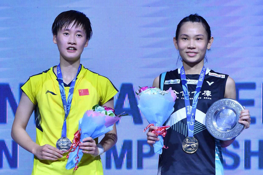 Sementara itu dengan kekalahan Chen, Tiongkok tidak satu pun memperoleh gelar Indonesia Open, karena dia merupakan satu-satunya wakil Negeri Tirai Bambu di final.