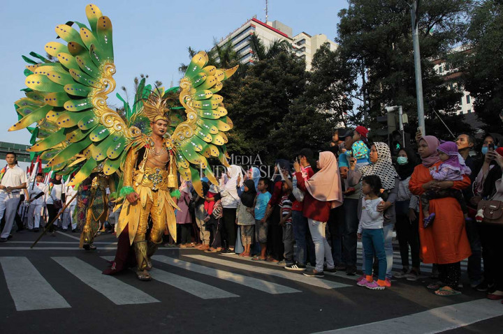 Berbagai komunitas seni budaya ikut serta dalam pawai Jakarnaval 2018 yang dimulai dari Balai Kota Jakarta dan berakhir di pintu silang Monas barat.