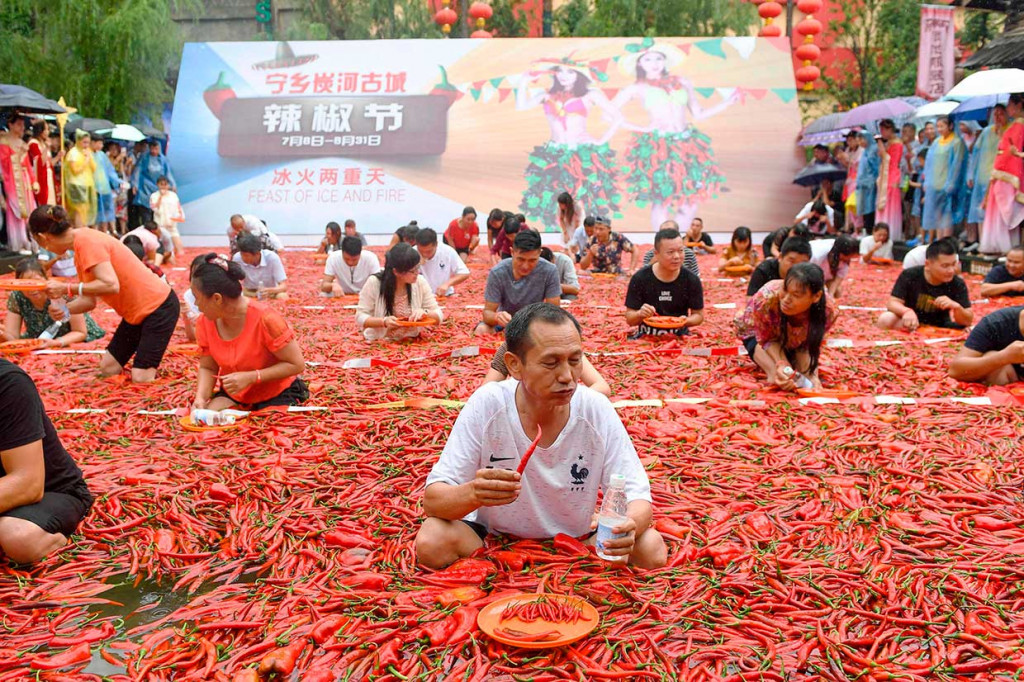Sebagai informasi, cabai tabasco memiliki peringkat pedas antara 30.000-50.000 pada skala Scoville. Dalam ukuran pedas, tabasco berada di antara jalapeno dan habanero.