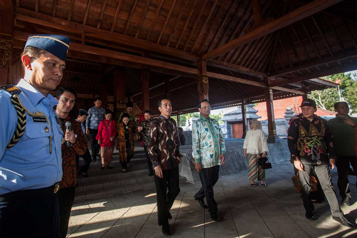 Dalam acara itu, Produser Eksekutif Film 'Sultan Agung: The Untold Love Story' sekaligus pendiri Mooryati Soedibyo Cinema, Mooryati Soedibyo menghibahkan studio alam berupa bangunan setting film Sultan Agung kepada Pemerintah. Antara Foto/Andreas Fitri Atmoko