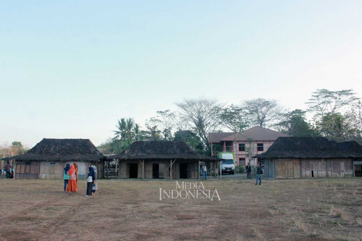 Bangunan dalam Studio Alam Sultan Agung yang dihibahkan terdiri atas Pendopo Keraton Mataram, Songgo Mataram, Benteng VOC, Jembatan Ungkit, Kampung Mataram, dan Kampung Pecinan. MI/Furqon Ulya Himawan
