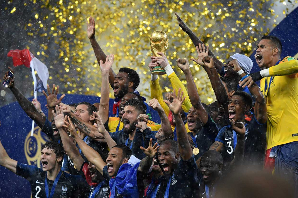 Ini merupakan final dengan skor terbesar sejak Inggris menang 4-2 atas Jerman Barat setelah perpanjangan waktu pada 1966, dan skor tertinggi di waktu normal sejak Brasil menang 5-0 atas Swedia 50 tahun silam.