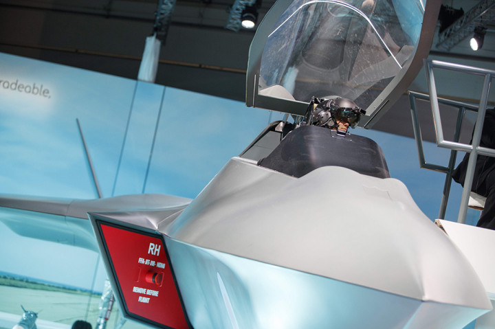 Jet tempur 'Tempest' ini juga bisa digunakan dengan pilot atau tanpa pilot alias menjadi drone.
