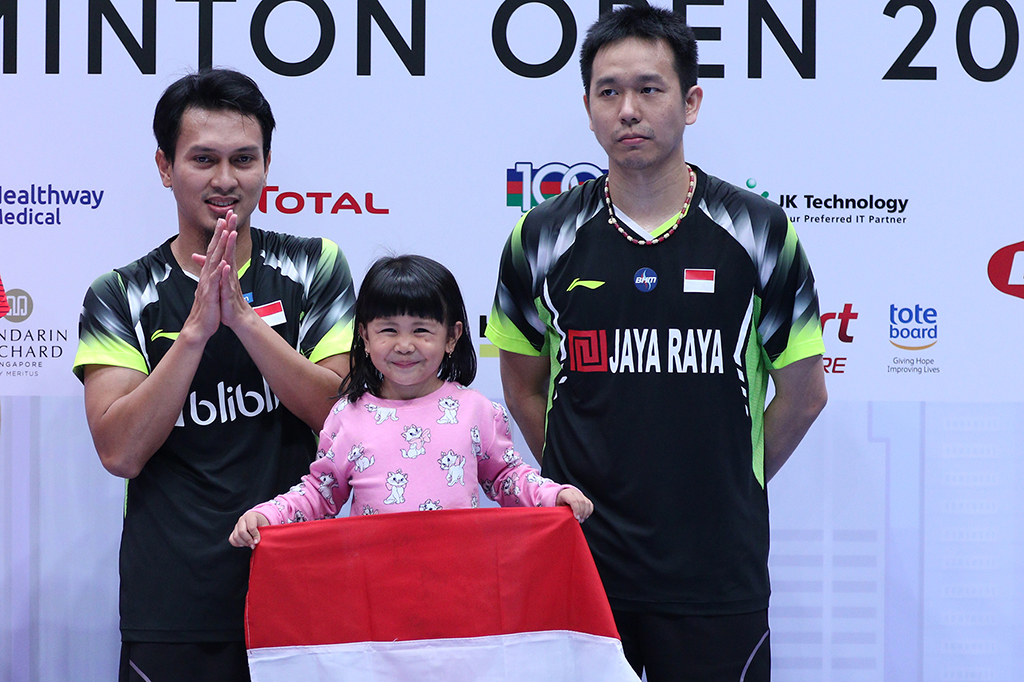 Gelar Singapura Terbuka 2018 menjadi yang kedua diraih Mohammad Ahsan/Hendra Setiawan. Sebelumnya, Ahsan/Hendra pernah menjadi juara pada Singapura Terbuka 2013.