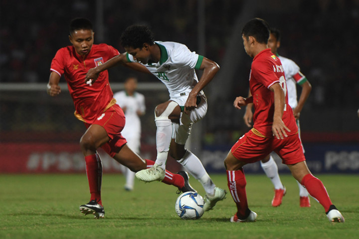 Timnas Indonesia U-16 sukses mengalahkan Myanmar dengan skor 2-1 dalam laga penyisihan grup A Piala AFF U-16 di Gelora Delta Sidoarjo, Sidoarjo, Jawa Timur.