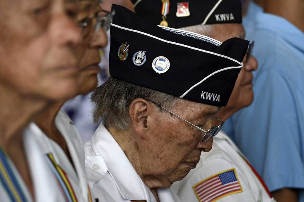 Upacara pemulangan kerangka yang diyakini tentara AS tersebut juga dihadiri para veteran Perang Korea.