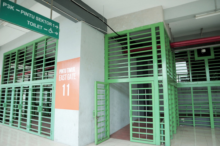 Pintu Timur 11 untuk akses masuk penyandang disabilitas. 
