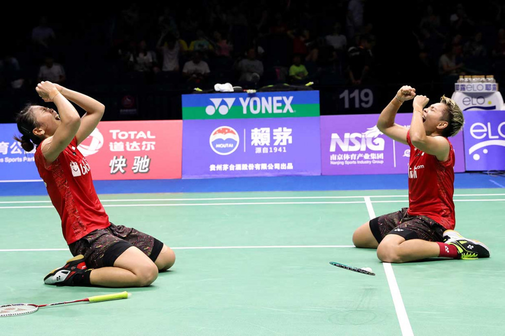 Greysia/Apriyani melaju ke semifinal setelah menang dua gim langsung 23-21, 23-21 selama 68 menit permainan atas unggulan pertama Chen Qingchen/Jia Yifa.