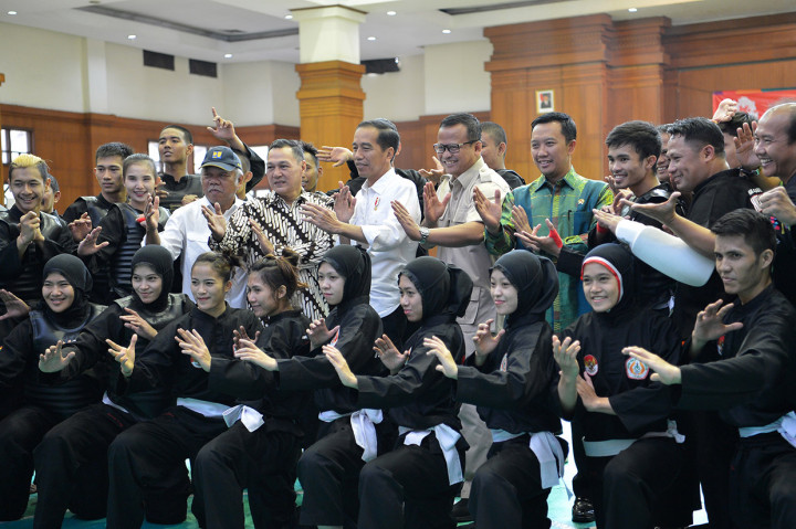 Dalam kesempatan itu, Presiden Jokowi mengungkapkan tim pencak silat sudah berlatih intensif untuk Asian Games 2018. Terlebih pencak silat merupakan olahraga asli Indonesia.