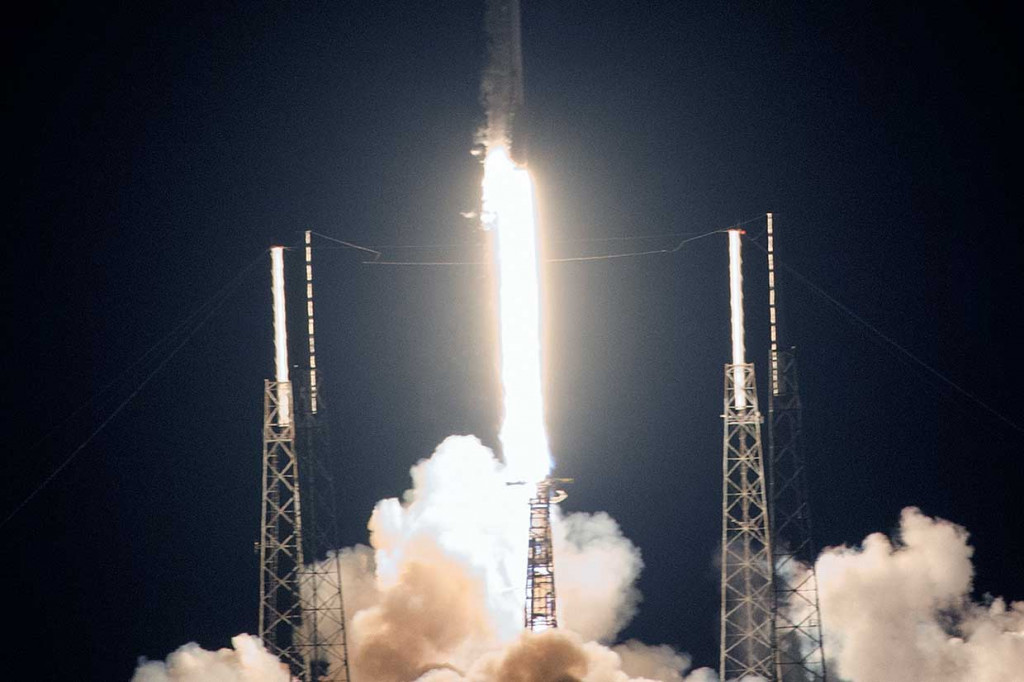 Roket Falcon 9 membawa Satelit Merah Putih pada peluncuran di Cape Canaveral, Florida, Amerika Serikat, Senin, 6 Agustus 2018 waktu setempat (Selasa, 7 Agustus, siang WIB).