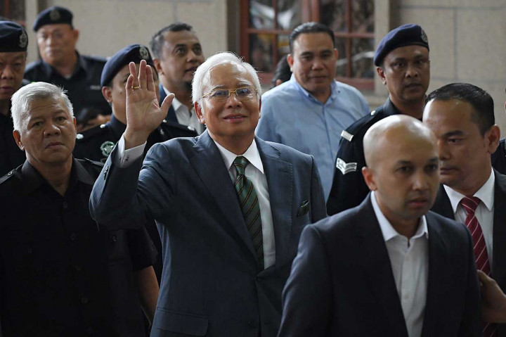 Najib Razak akan didakwa berdasarkan undang-undang pencucian uang, menurut lembaga anti korupsi, terkait dengan skandal miliaran dolar di 1Malaysia Development Berhad (1MDB).