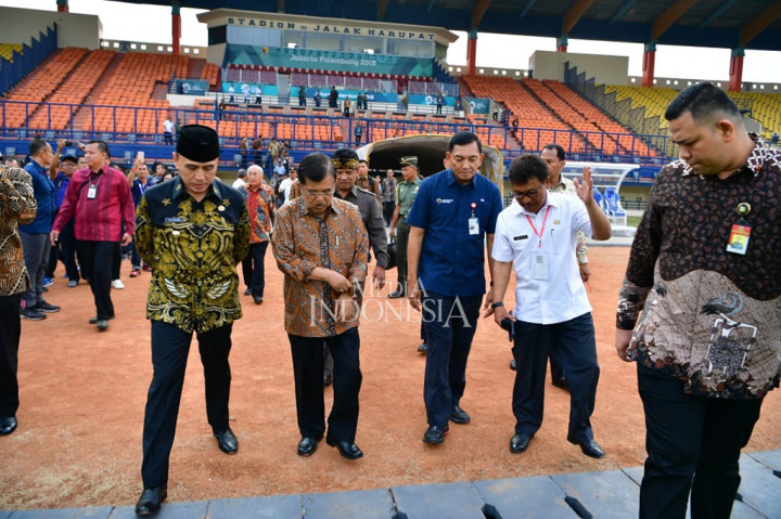 Stadion Si Jalak Harupat akan digunakan sebagai venue untuk pertandingan cabang sepak bola grup C dan E pada Asian Games 2018. Stadion ini memiliki kapasitas 27.000 kursi penonton. 