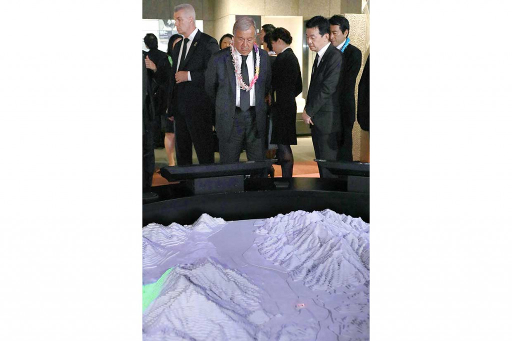 Guterres menjadi Sekjen PBB pertama yang menghadiri upacara tersebut Nagasaki. Pendahulu Guterres, Ban Ki-moon, hadir pada peringatan serupa di Hiroshima pada 2010.