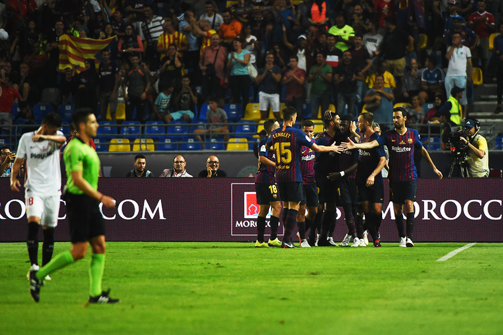 Gol Ousmane Dembele di menit 78 membalikkan keadaan dan membuat Barca balik unggul.