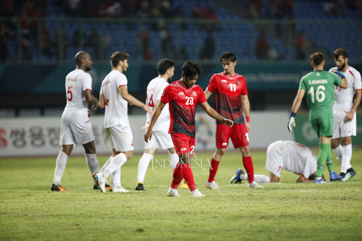 Dengan hasil ini, Palestina berada di puncak klasemen Grup A dengan raihan 7 poin. MI/Rommy Pujianto