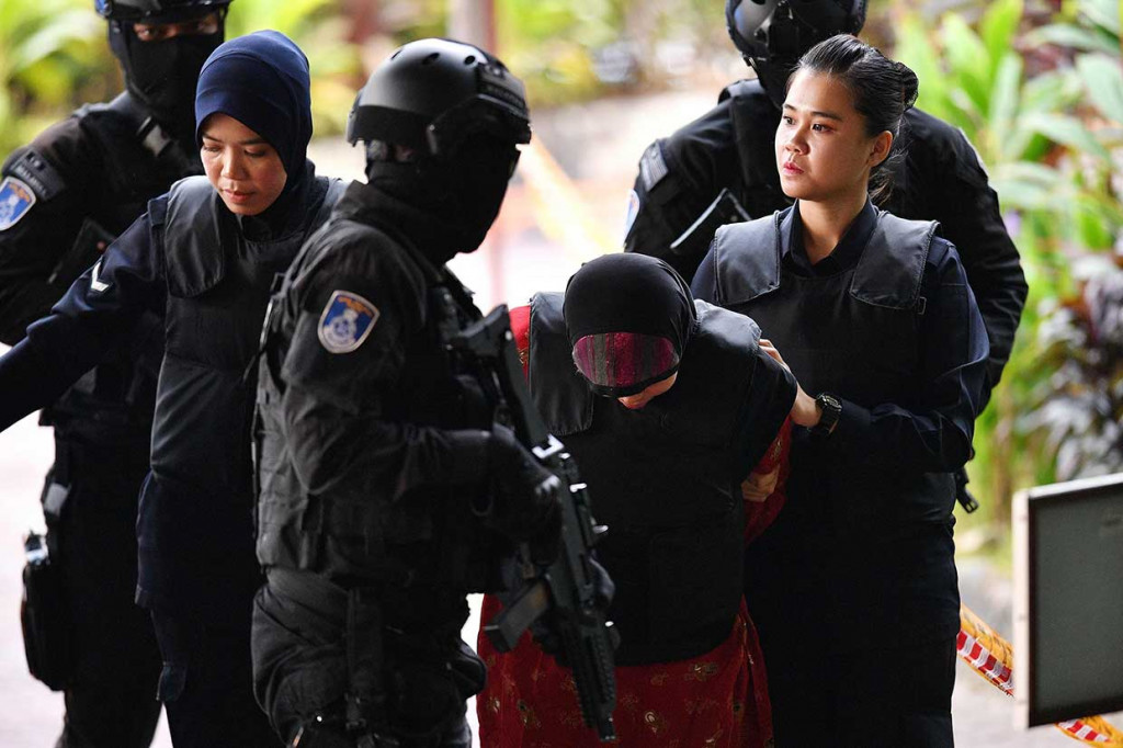 Hakim Pengadilan Tinggi Alam Shah memutuskan melanjutkan sidang kasus dugaan pembunuhan terhadap Kim Jong Nam dengan terdakwa Siti Aisyah, 26, dan Doan Thi Huong, 29, WN Vietnam. 