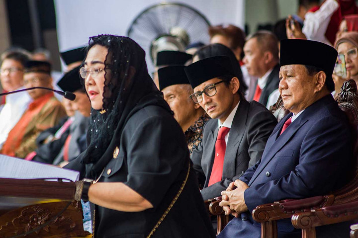 Rachmawati menyampaikan amanahnya dengan tema 'Tahun Vivere Pericoloso' yang pernah disampaikan Soekarno pada 1964. Bahkan Rachmawati terisak menangis dan suasana terasa haru.