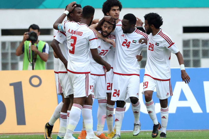 Di waktu normal kedua kesebelasan bermain imbang 2-2. Gol-gol Uni Emirat Arab (UEA) dalam pertandingan yang berlangsung di Stadion Wibawa Mukti, Cikarang, Jawa Barat, itu ditorehkan oleh Zayed Alameri melalui sepasang tendangan penalti di menit ke-20 dan 65. INASGOC/Antara Foto/Ary Kristianto