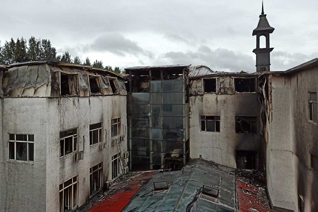 Sebuah hotel di Kota Harbin, Provinsi Heilongjiang terbakar, Sabtu, 25 Agustus 2018 sekitar pukul 10.00 waktu setempat.