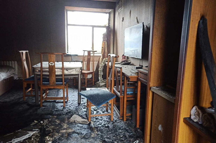 Kebakaran tersebut mengakibatkan sedikitnya 18 orang tewas.