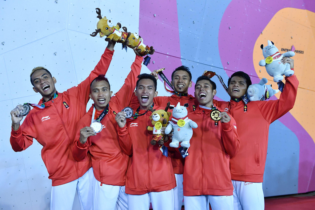 Dengan hasil ini, Indonesia total meraih enam medali dari panjat tebing, tiga di antaranya adalah medali emas. Afp Photo/Adek Berry
