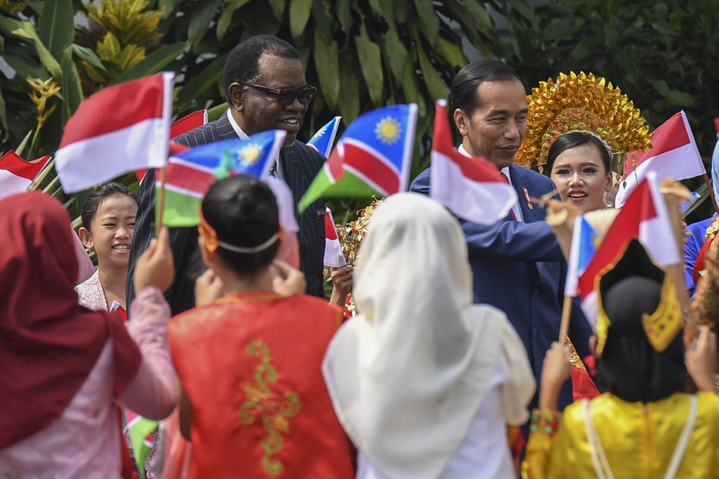 Presiden Joko Widodo menerima kunjungan kenegaraan Presiden Namibia Hage Gottfried Geingob di Istana Kepresidenan Bogor, Jawa Barat.